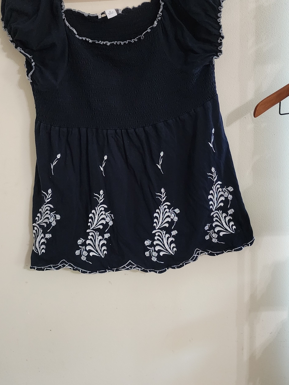 Dress Barn Navy & White Embroidered Smocked Top - Size XL